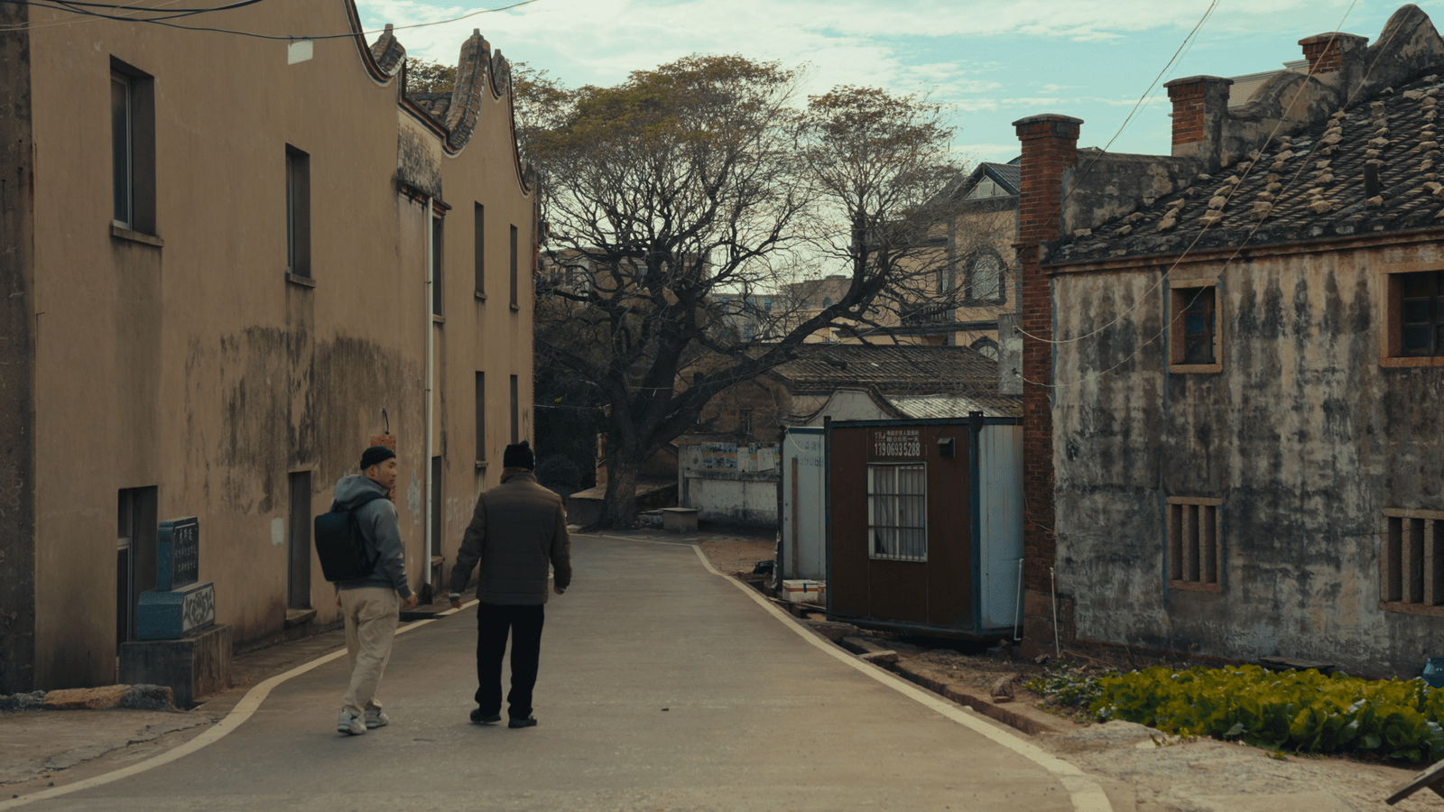 Tide_Stills_PNG_3